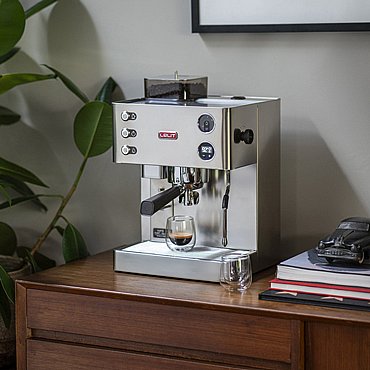 ����� ��� ��� �������� 1350W �� ����� ������ Lelit Kate